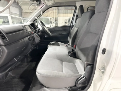 2021 Toyota Hiace Facelift Model =4X4= Timber Floor! $1000 DISCOUNTED for FUEL