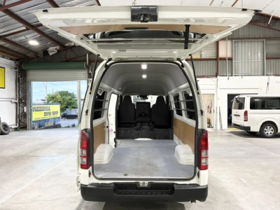 2022 Toyota Hiace RARE HIGHROOF 4X4 DIESEL!!! 