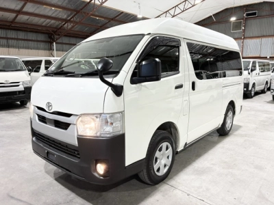 2022 Toyota Hiace RARE HIGHROOF 4X4 DIESEL!!! 