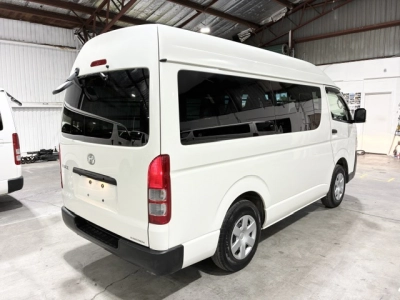 2022 Toyota Hiace RARE HIGHROOF 4X4 DIESEL!!! 