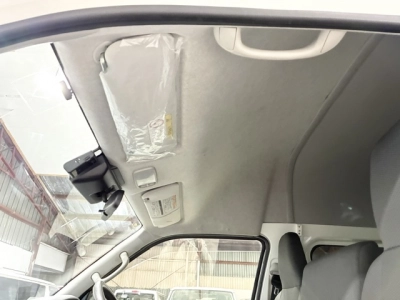 2022 Toyota Hiace RARE HIGHROOF 4X4 DIESEL!!! 