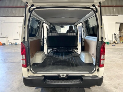 2018 TOYOTA HIACE LWB ** $4000 REDUCED** 6 SEATERS !!