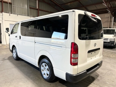 2018 TOYOTA HIACE LWB ** $4000 REDUCED** 6 SEATERS !!