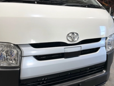2018 TOYOTA HIACE LWB ** $4000 REDUCED** 6 SEATERS !!
