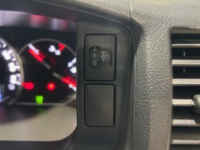 2018 TOYOTA HIACE LWB ** $4000 REDUCED** 6 SEATERS !!