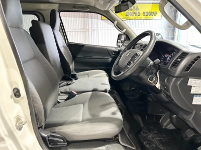 2020 Toyota Hiace LATEST FACELIFTMODEL --$4000 REDUCED-- 