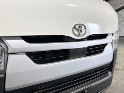 2020 Toyota Hiace LATEST FACELIFTMODEL --$4000 REDUCED-- 