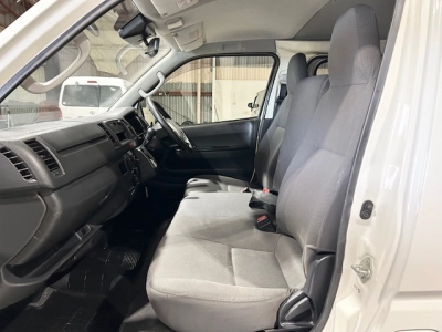 2020 Toyota Hiace LATEST FACELIFTMODEL --$4000 REDUCED-- 