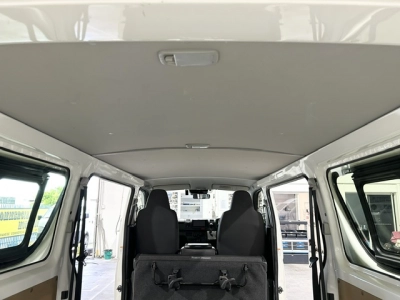 2018 Toyota Hiace = 6 Seaters = $1000 DISCOUNTED for FUEL
