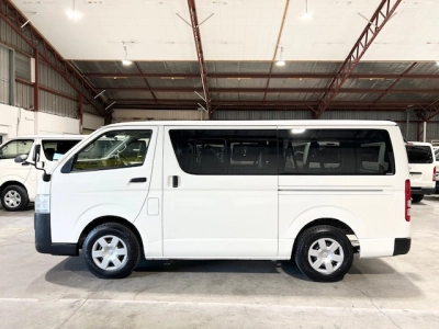 2019 Toyota Hiace == 6 / 9 Seters = FINAL SALE before INFLATION