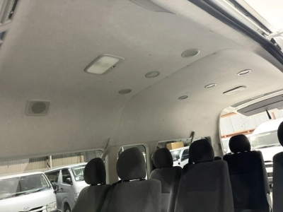 2019 Toyota Hiace GRAND CABIN 4X4 =10 SEATER (Removable) FULL OPTIONS