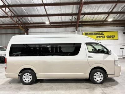 2019 Toyota Hiace GRAND CABIN 4X4 =10 SEATER (Removable) FULL OPTIONS