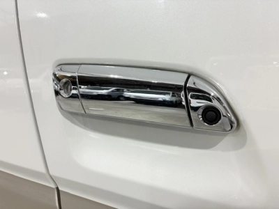 2019 Toyota Hiace GRAND CABIN 4X4 =10 SEATER (Removable) FULL OPTIONS