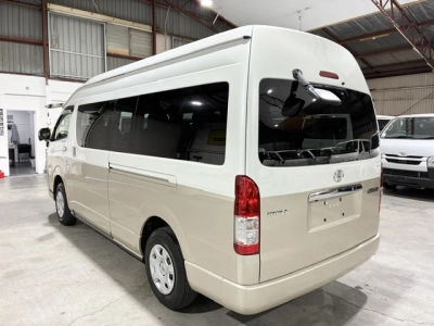 2019 Toyota Hiace GRAND CABIN 4X4 =10 SEATER (Removable) FULL OPTIONS
