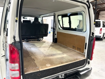 2018 Toyota Hiace *** $4000 REDUCED *** ** Toyota ROOFRACK **