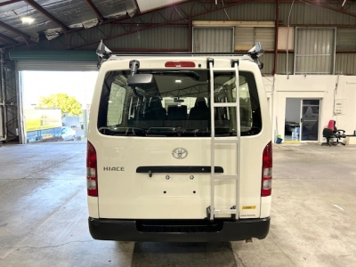 2018 Toyota Hiace *** $4000 REDUCED *** ** HEAVY DUTY ROOFRACK **