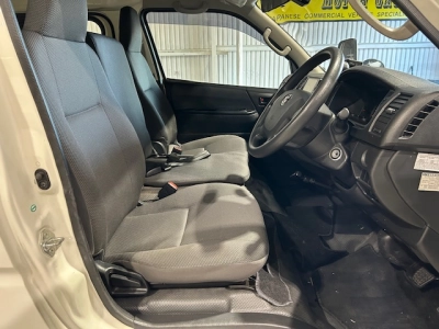 2018 Toyota Hiace *** $4000 REDUCED *** ** Toyota ROOFRACK **