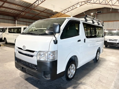 2018 Toyota Hiace *** $4000 REDUCED *** ** HEAVY DUTY ROOFRACK **