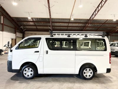 2018 Toyota Hiace *** $4000 REDUCED *** ** HEAVY DUTY ROOFRACK **