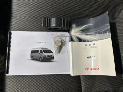 2018 Toyota Hiace *** $4000 REDUCED *** ** Toyota ROOFRACK **