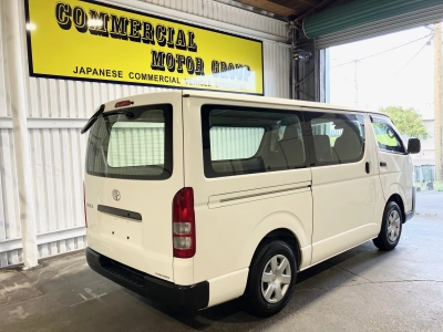 2018 Toyota Hiace 2.8L DIESEL TURBO **2 SLIDING DOORS**3