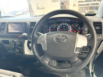 2019 Toyota Hiace Super Low 88kms! =4X4= Dual Airbags _ 6 Seaters
