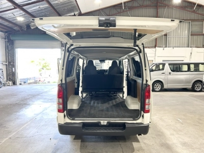 2019 Toyota Hiace Super Low 88kms! =4X4= Dual Airbags _ 6 Seaters