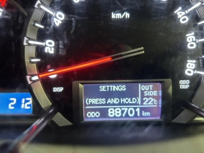 2019 Toyota Hiace Super Low 88kms! =4X4= Dual Airbags _ 6 Seaters