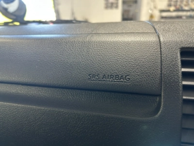 2019 Toyota Hiace Super Low 88kms! =4X4= Dual Airbags _ 6 Seaters