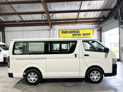 2018 Toyota Hiace = 6 Seaters = ONLY 89kms!! *** $1000 DISCOUNTED for FUEL