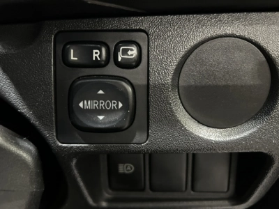 2018 Toyota Hiace = 6 Seaters = ONLY 89kms!! *** $1000 DISCOUNTED for FUEL