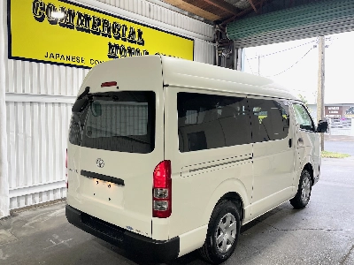 2018 Toyota Hiace 2.8L Diesel HIGHROOF ** 2 SLIDING DOORS **