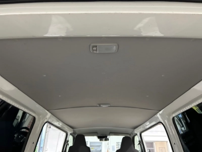 2019 Toyota Hiace = FULL TIME 4WD _ SUPER LOW 92kms =