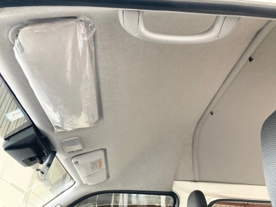 2019 Toyota Hiace 2.8L Diesel HIGHROOF *** BIG SALE_ WAS $39,995 NOW $36,595 ***
