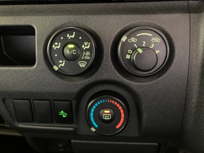 2019 Toyota Hiace 2.8L Diesel HIGHROOF *** BIG SALE_ WAS $39,995 NOW $36,595 ***