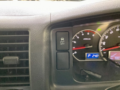 2019 Toyota Hiace 2.8L Diesel HIGHROOF *** BIG SALE_ WAS $39,995 NOW $36,595 ***