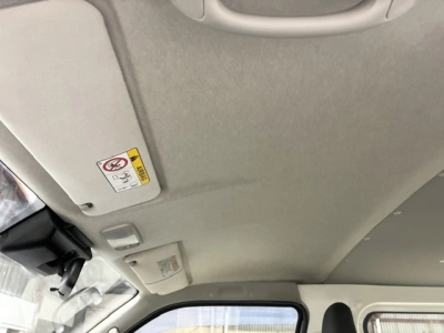 2020 Toyota Hiace = DUAL AIRBAGS = 