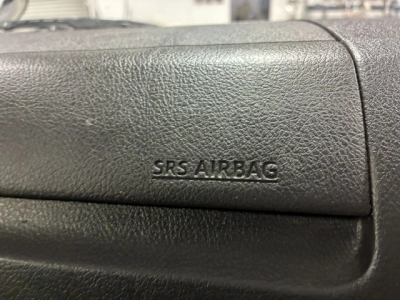 2020 Toyota Hiace = DUAL AIRBAGS = 