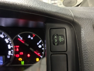 2020 Toyota Hiace = DUAL AIRBAGS = 