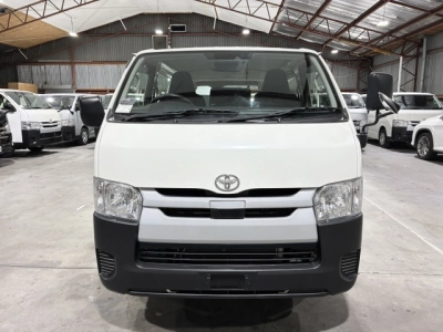 2020 Toyota Hiace = DUAL AIRBAGS = 
