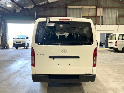 2019 Toyota Hiace Full Time 4WD / 9 Seater (Removable) *NEW YEAR SALE*