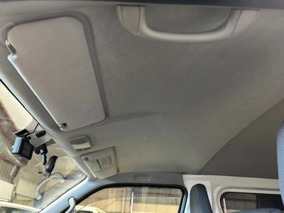 2019 Toyota Hiace Full Time 4WD / 9 Seater (Removable) *NEW YEAR SALE*