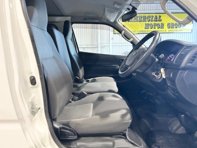 2019 Toyota Hiace Full Time 4WD / 9 Seater (Removable) *NEW YEAR SALE*