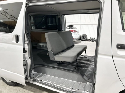 2020 Toyota Hiace =4X4= FACELIFT MODEL _ 6 SEATER $1000 DISCOUNTED for Fuel 
