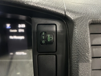 2020 Toyota Hiace =4X4= FACELIFT MODEL _ 6 SEATER $1000 DISCOUNTED for Fuel 