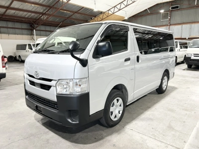 2020 Toyota Hiace =4X4= FACELIFT MODEL _ 6 SEATER $1000 DISCOUNTED for Fuel 