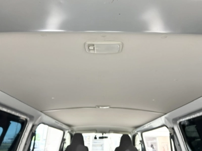 2020 Toyota Hiace =4X4= FACELIFT MODEL _ 6 SEATER $1000 DISCOUNTED for Fuel 