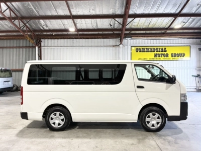 2019 Toyota Hiace =4X4= REAR AIRCON / 6 or 9 Seaters