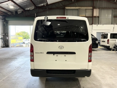 2019 Toyota Hiace =4X4= REAR AIRCON / 6 or 9 Seaters