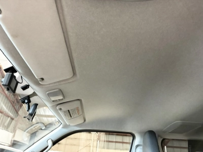 2019 Toyota Hiace =4X4= REAR AIRCON / 6 or 9 Seaters